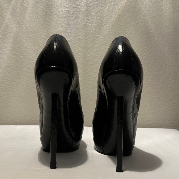 YSL Pumps - Picture 3 of 5